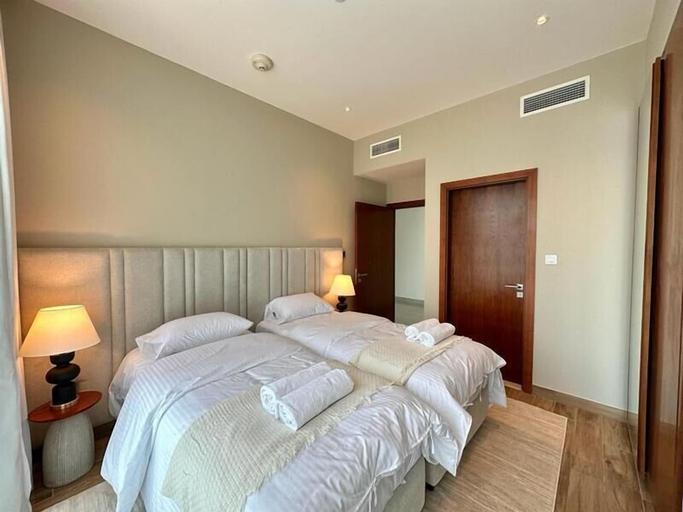 Bedroom 2, Panoramic 2BR with Marina View, Dubai
