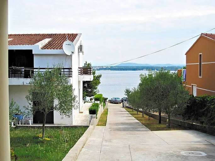 Others 4, Apartment Serene Step From The Sea, Sleeps 5, Tkon