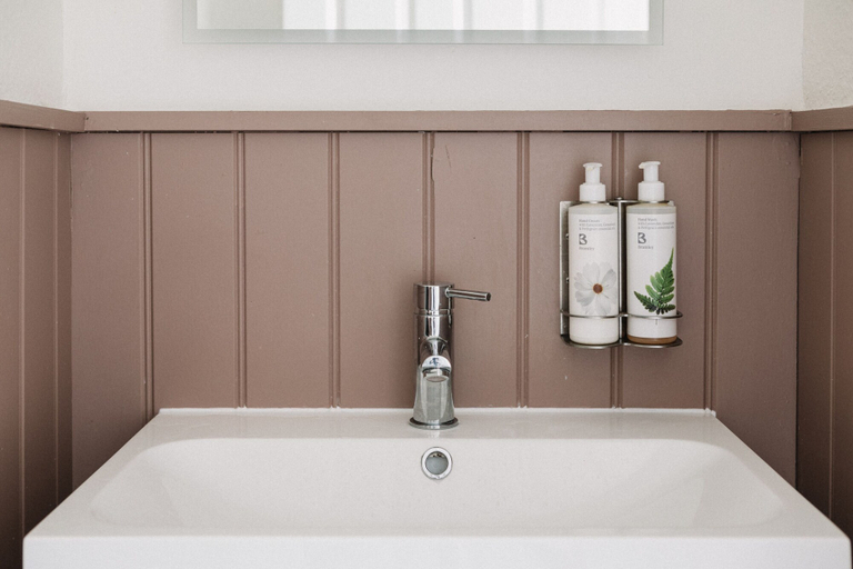 Bathroom 4, The Seven Stars, Bath and North East Somerset