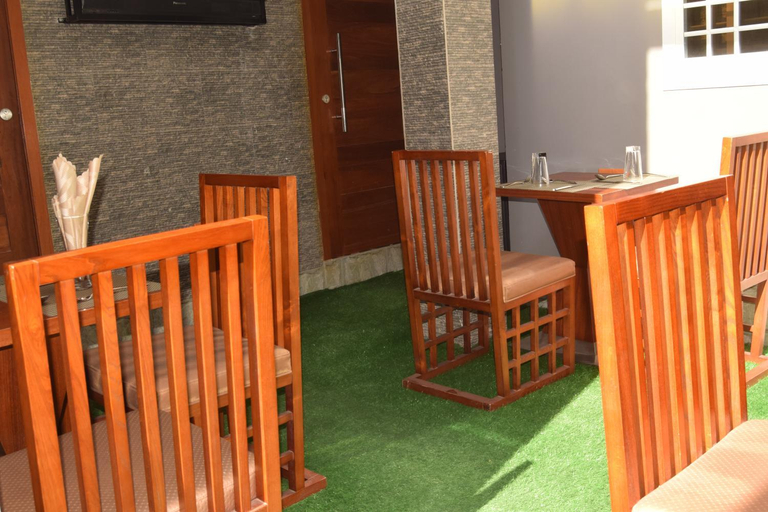 Restaurant, Zimbo Golden Vip Lodge, Kinondoni