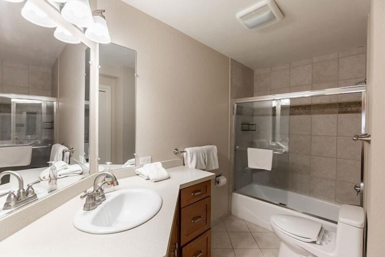 Bathroom 4, 17 Vail Road 3 Bedroom Condo by RedAwning, Eagle