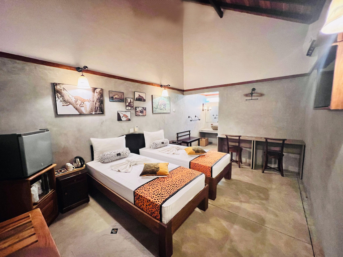 Living area 5, yala leopard lodge, Thissamaharama