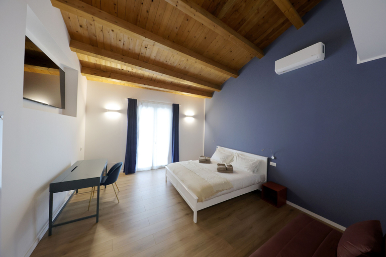Bedroom 4, Argenteria5 Holiday Rooms, Palermo