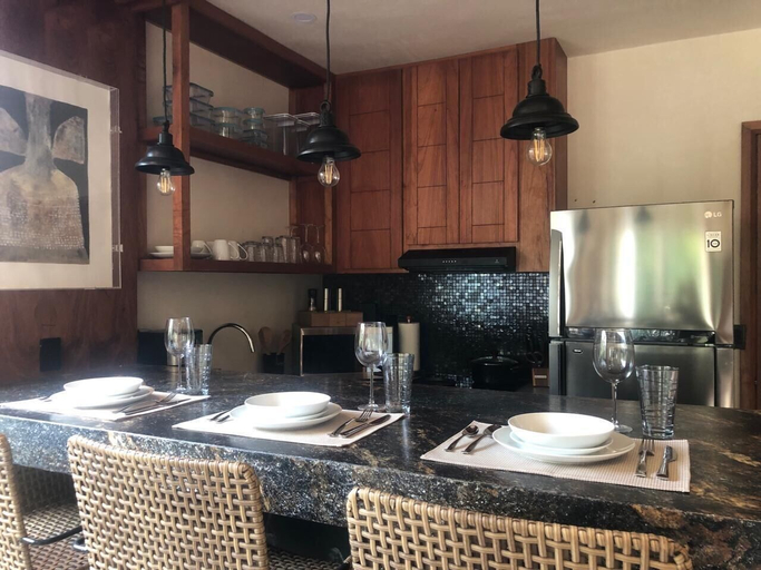Food & Drinks 5, Talulah Living, Cozumel