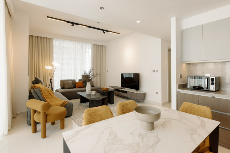 Others 5, Beachfront Elegant 2BR Condo, Dubai