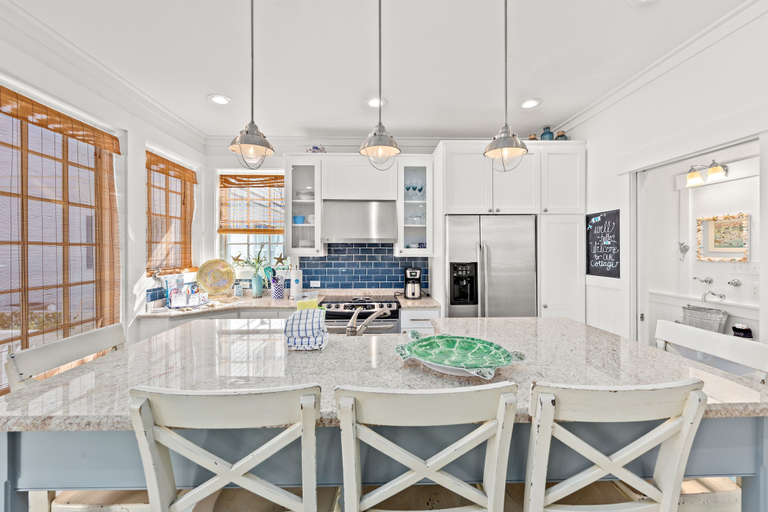 Private kitchen 3, Quaint 2br/2.5ba Cottage Nestled Between 30A & Panama City Beach! Sleeps 6!, Bay