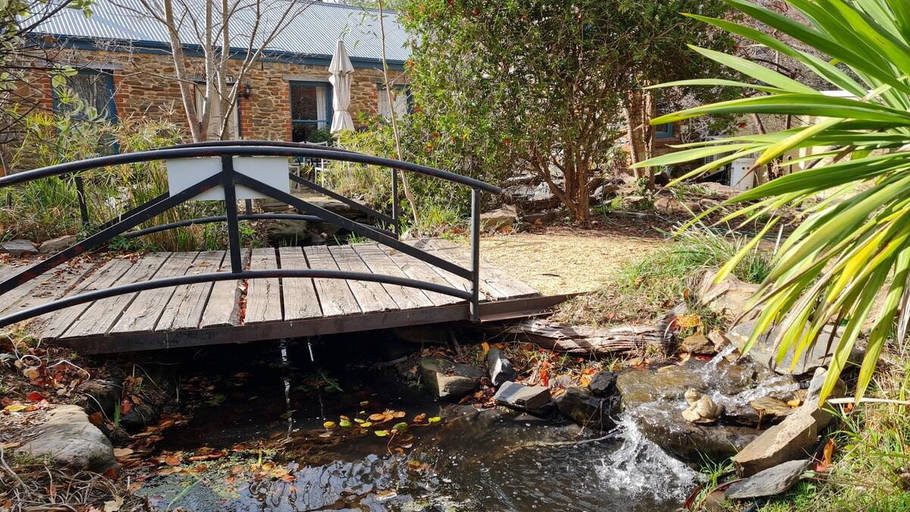 Others 5, STABLES WITH WOODFIRE - BAROSSA HILLS COTTAGES, Barossa