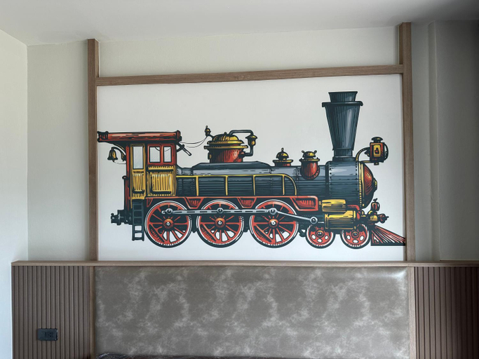 Others 4, Phunphin Station, Phunphin