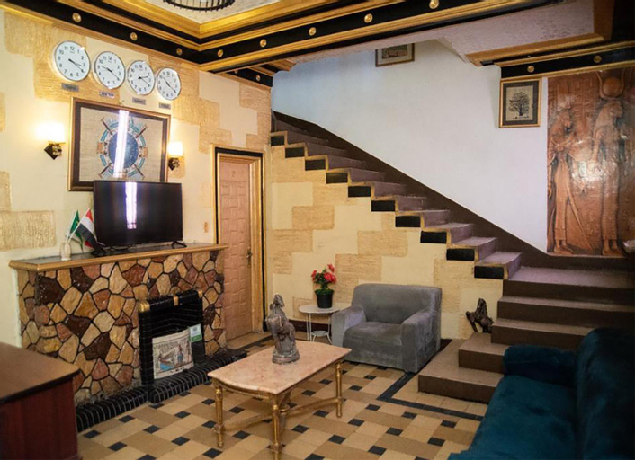 Public Area, Castle hotel, 'Abdin