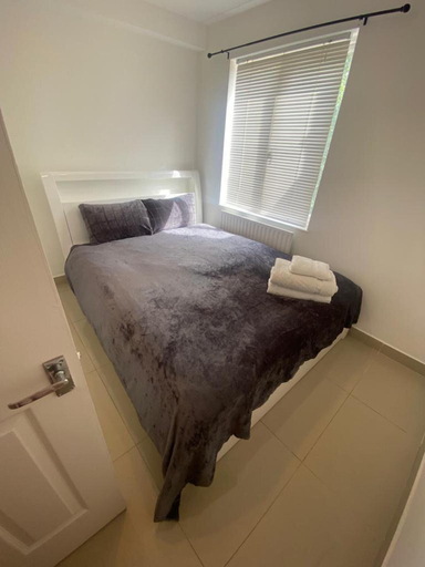 Bedroom 3, Charming 1-bed Apartment in Chigwell, Essex