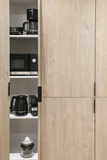 Others 5, Deluxe & Upscale Apartment in Athens, Attica