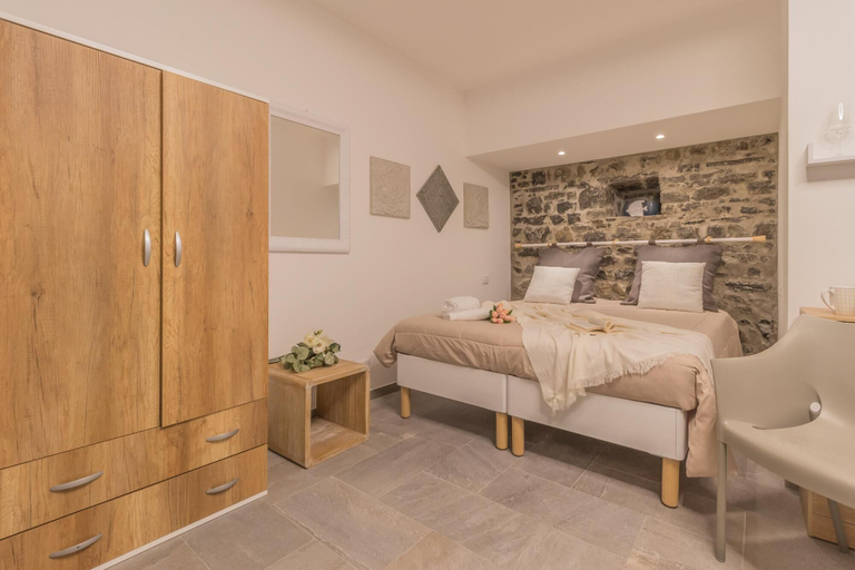 Bedroom 4, Casa Camelia Varenna, Lecco