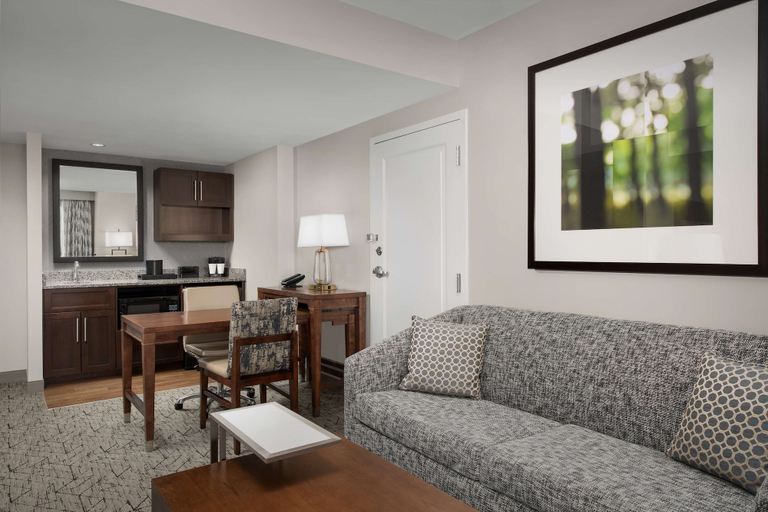 Bedroom 3, Embassy Suites Springfield, Fairfax
