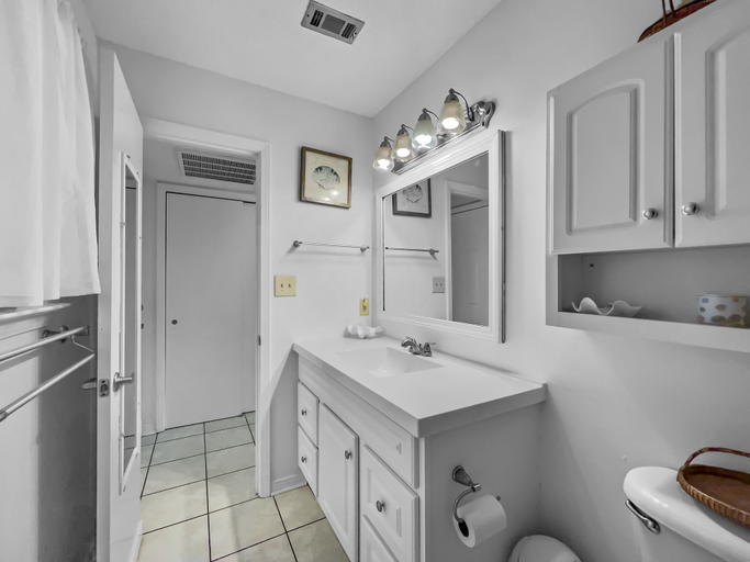 Bathroom 4, Hidden Beach Villas - 111 - Studio villa by RedAwning, Walton