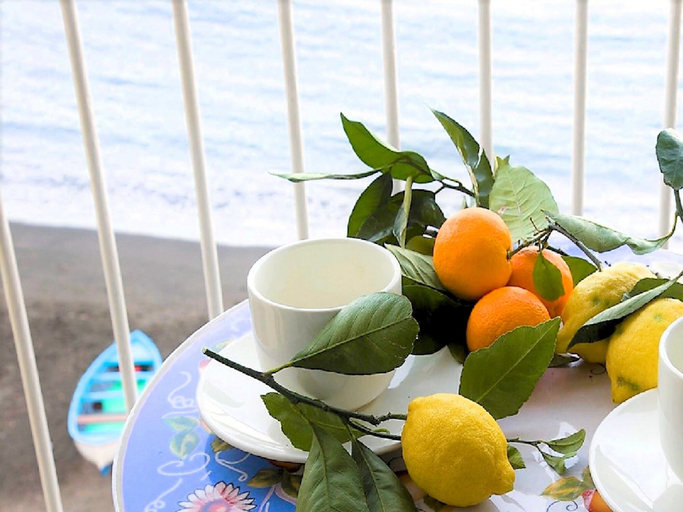 Room 5, Al Mare Apartment, Napoli