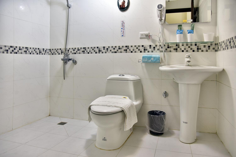 Bathroom 3, Rabbit Forest B&B, Hualien