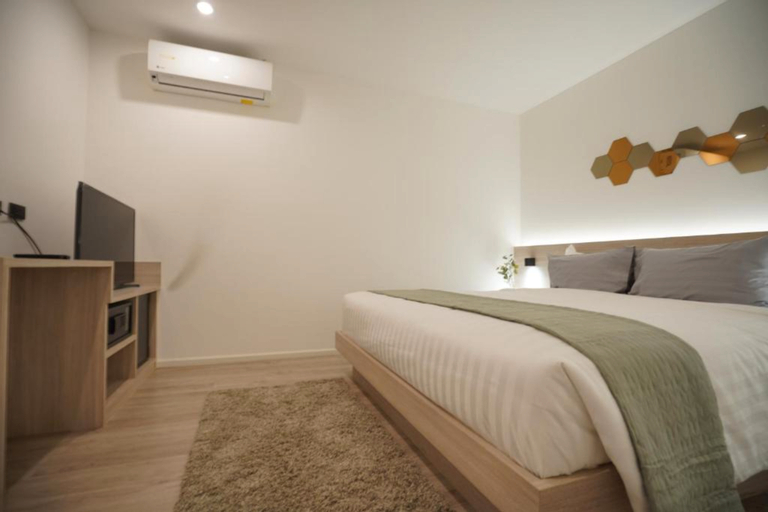 Bedroom 18