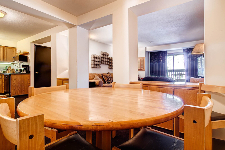 Food & Drinks 5, Mountain Green Condos at Killington by RedAwning, Rutland