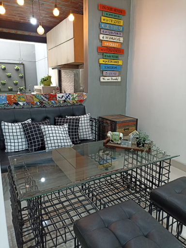 Food & Drinks, Kaira Guesthouse, Bantul