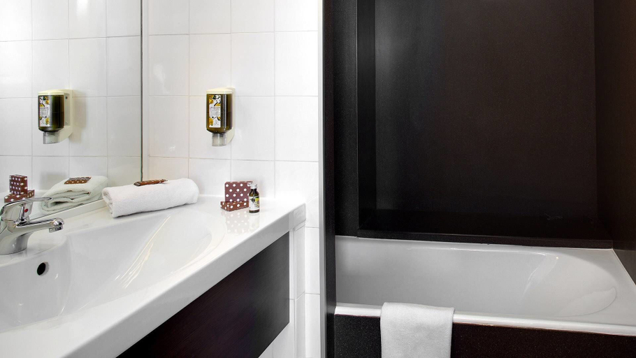 Bathroom 4, Pamela Hôtel Cassis, Bouches-du-Rhône