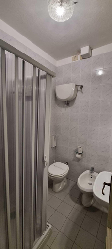 Bathroom 4, Hotel I Platani, Siena