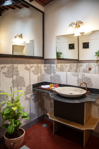 Bathroom 3, Lamrin Ucassaim Goa, North Goa