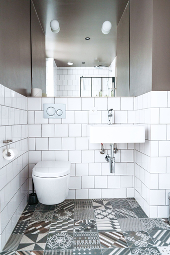 Bathroom 4, Ski Lodge Engelberg, Obwalden