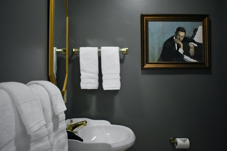 Bathroom 4, The Trott House Inn, Catawba