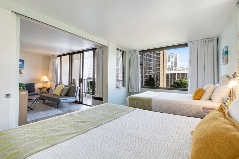 Bedroom 3, Light & Airy 8th Floor Ocean View Condo with Lanai and FREE Parking!, Honolulu