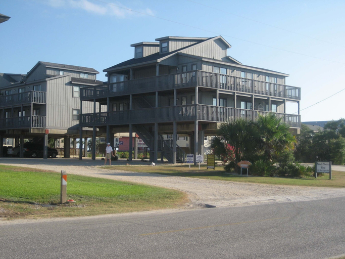 Exterior 5, Sandy Shores West 101 2 Bedroom Condo by RedAwning, Baldwin