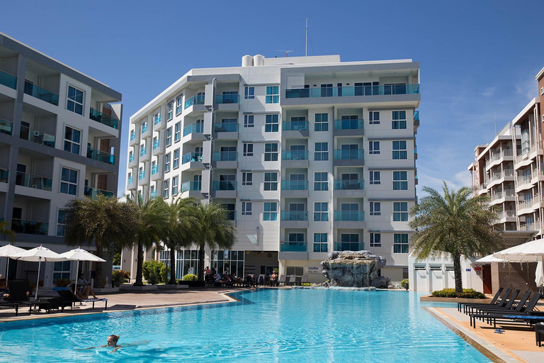 GrandBlue Condominium Sea View, Klaeng