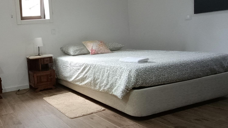 Bedroom 4, Casa da Rosa, Barcelos