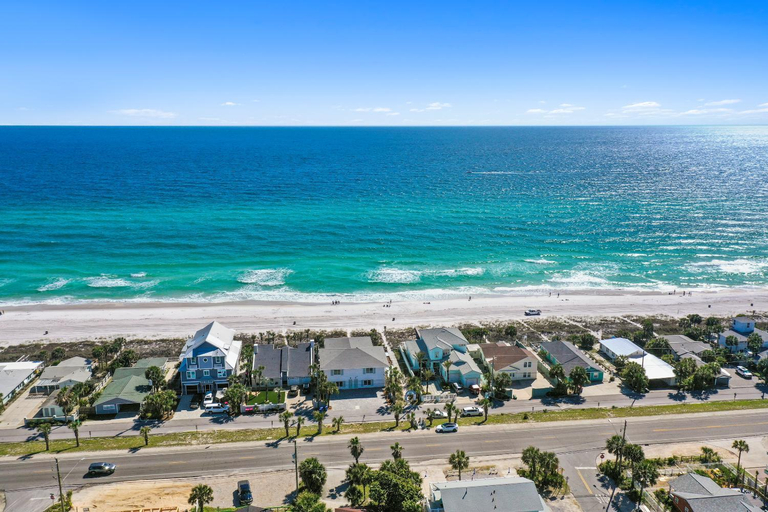Food & Drinks, Beach House - Family Tides by Panhandle Getaways, Bay