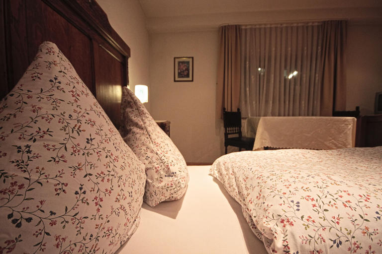 Bedroom 2, Hotel zum Schwan, Euskirchen