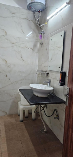 Bathroom 5, Casa de Mussoorie, Dehradun