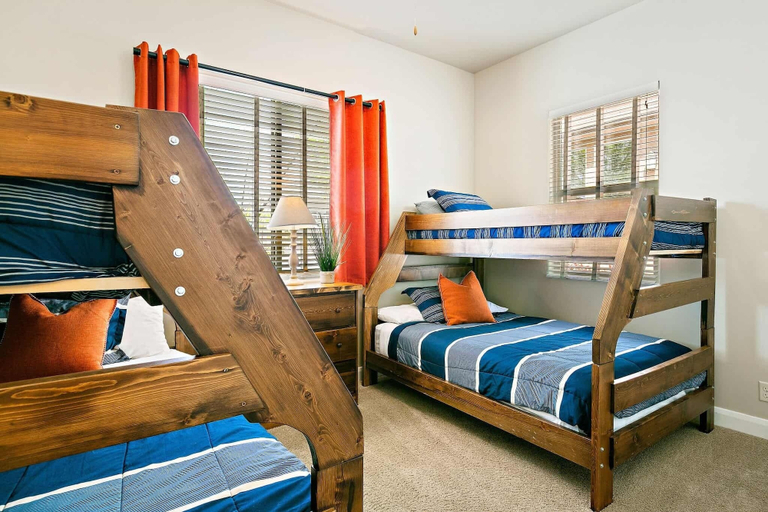 Bedroom 4, Red Cliffs by RedAwning, Washington