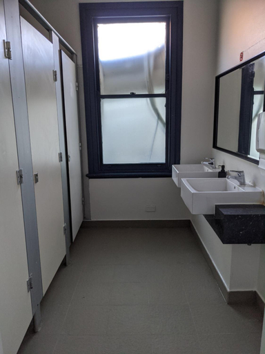 Bathroom 2, Queen Victoria Hostel, Melbourne