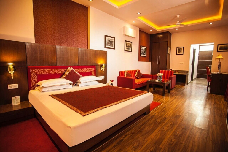 Bedroom 2, Flag House Resort, Shimla