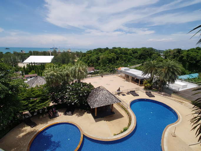 Spacious apartment with Ocean view in Panwa, Phuket Island