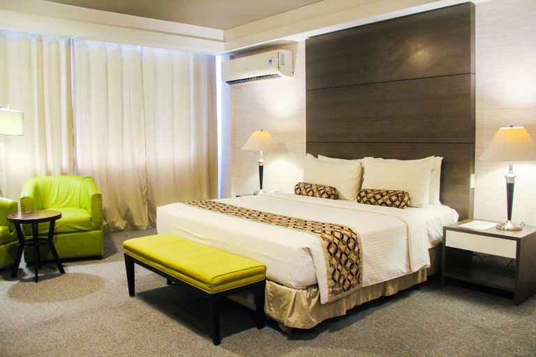 Bedroom 3, 88 Courtyard Hotel, Pasay City