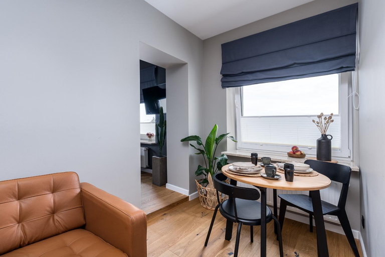 Dining Room 7