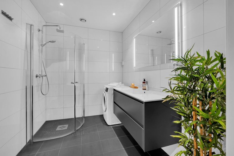 Bathroom 2, ARCTIC HOMES - Quality Living, Tromsø