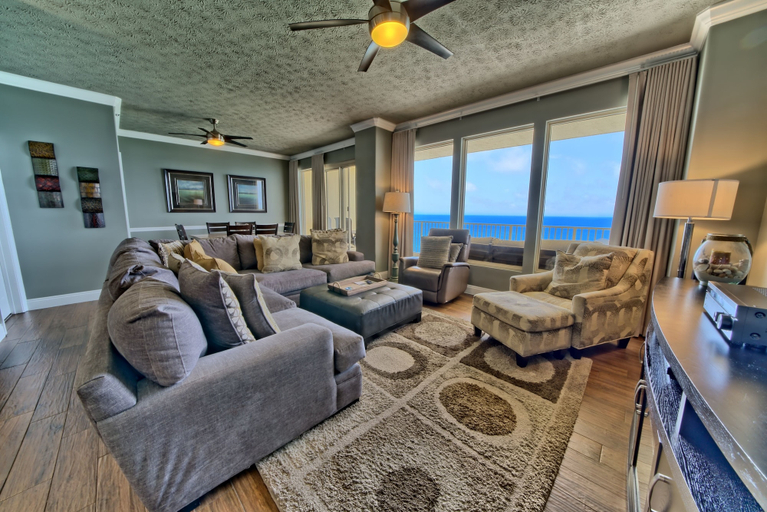 Others 1, Pleasant Oceanfront Condo with Large Balcony and Beach Access - Unit 1605 by RedAwning, Bay