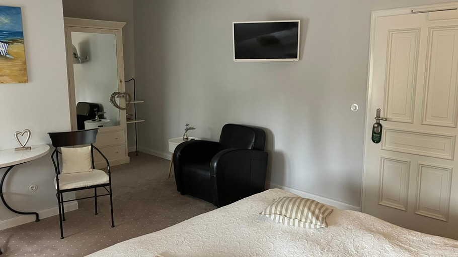 Bedroom 2, Hotel Seemowe, Ostholstein