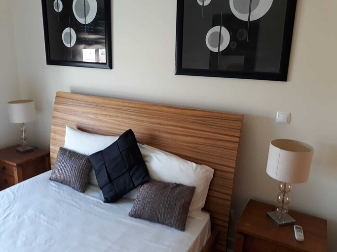 Bedroom 4, Remarkable 1-bed Apartment in Olhos de Água, Albufeira