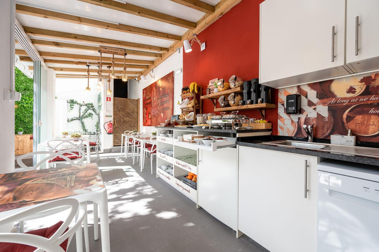 Food & Drinks 5, Lisbon Wine House - Rooms & Suites, Lisbon