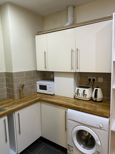 Others 3, Spacious 3-bed Apartment in Central London, London