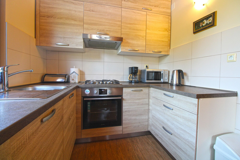 Others 5, House 1319, Ližnjan