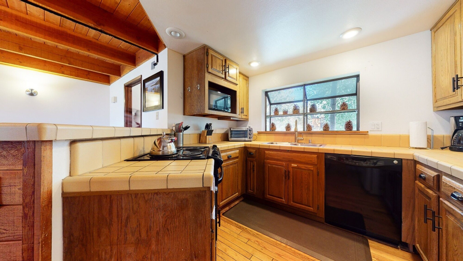 Private kitchen 5, Snowflower 20 Pet-Friendly, Spacious Corner Unit With Great Complex Amenities by RedAwning, Mono