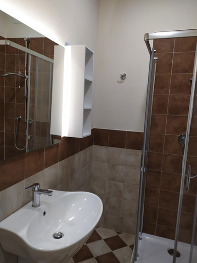 Bathroom 2, Il Mulino di Celle, Pistoia